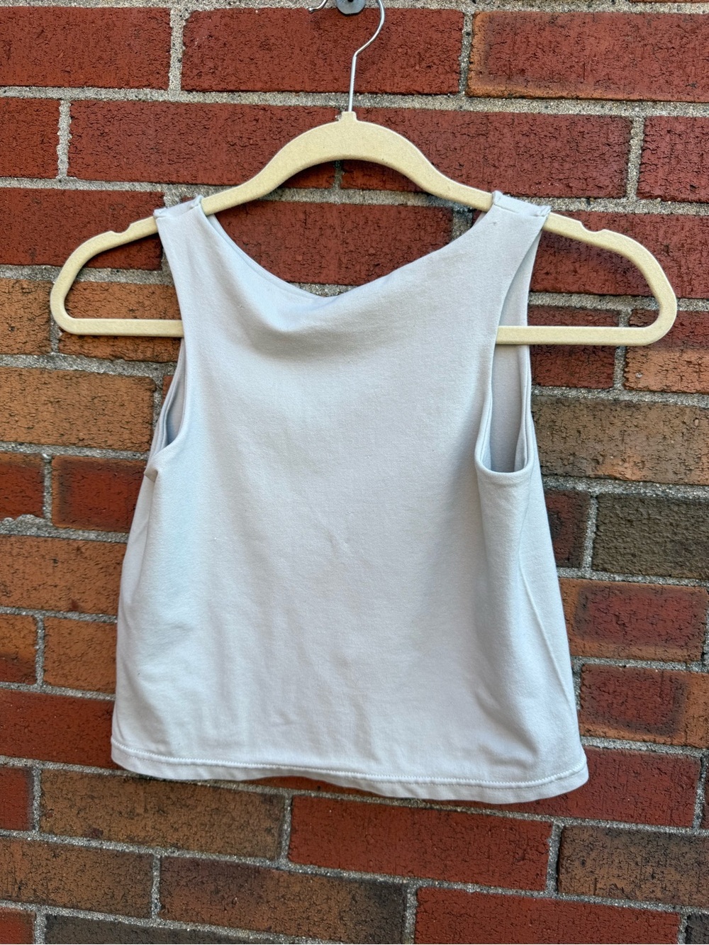 AURA Seamless Tank Top Light Gray L/XL Nylon Spandex Stretch Sleeveless